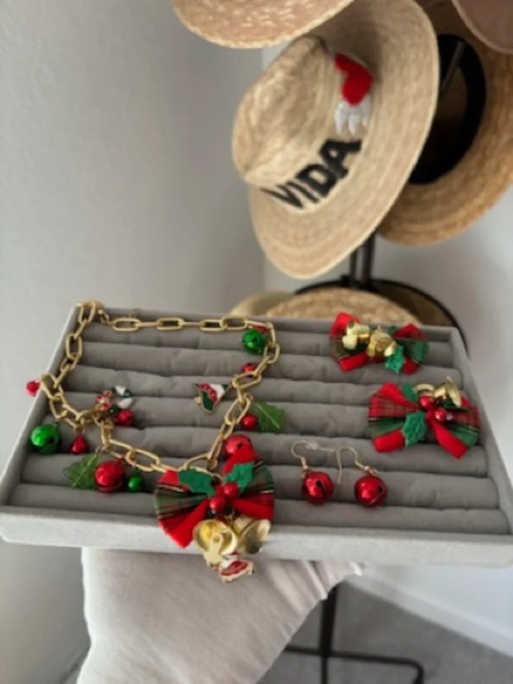N/A celebrate holidays